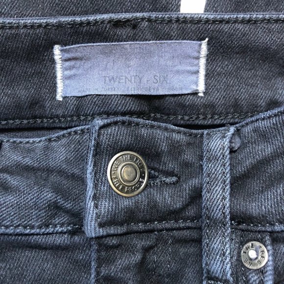 FREE PEOPLE | We the People Dark Wash Raw Hem Skinny Jeans Pants | Size 26 - Picture 5 of 6